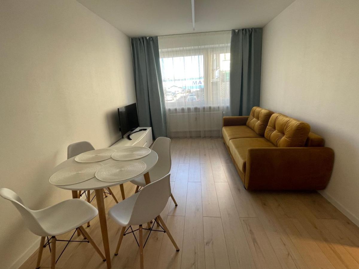 Mb Livinga Apartamentai Taikos G Мажейкяй Екстер'єр фото