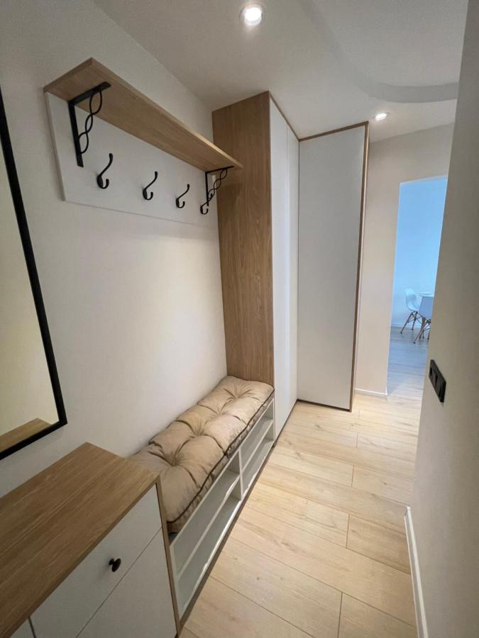 Mb Livinga Apartamentai Taikos G Мажейкяй Екстер'єр фото